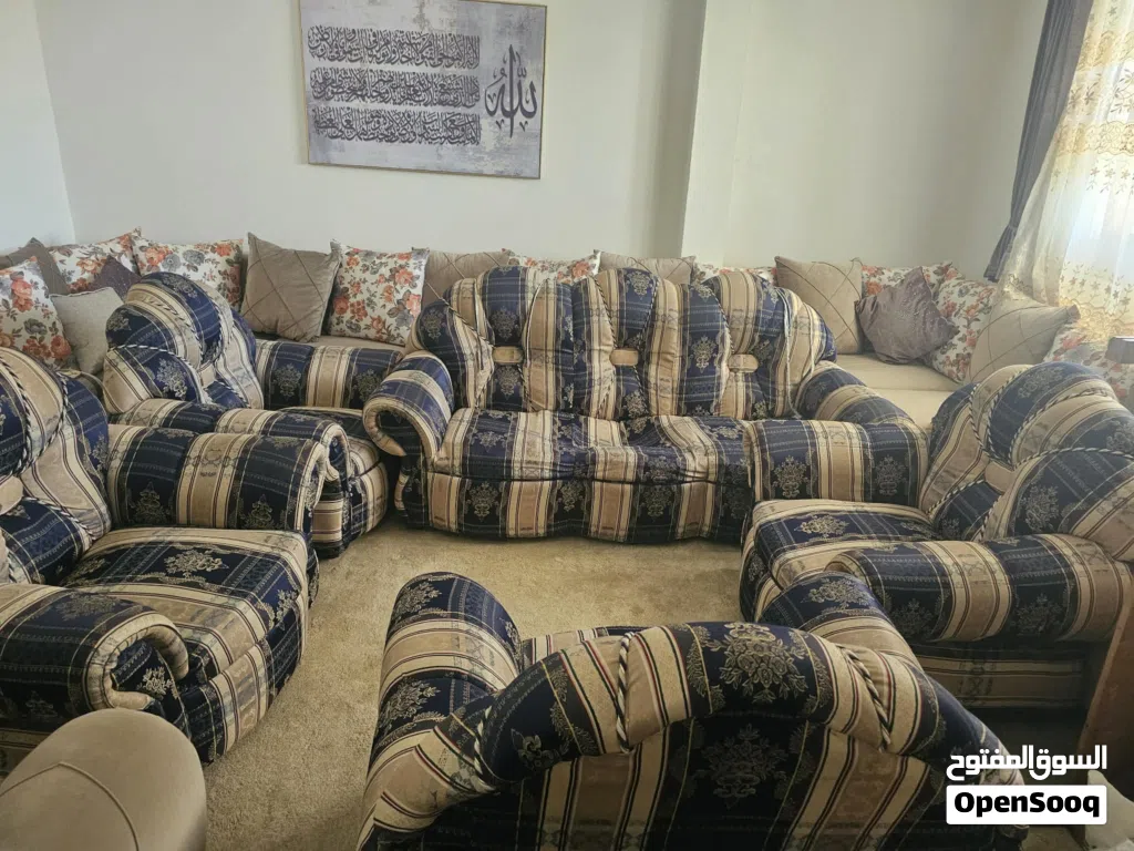 صالون 4كراسي فردية وكنبة
