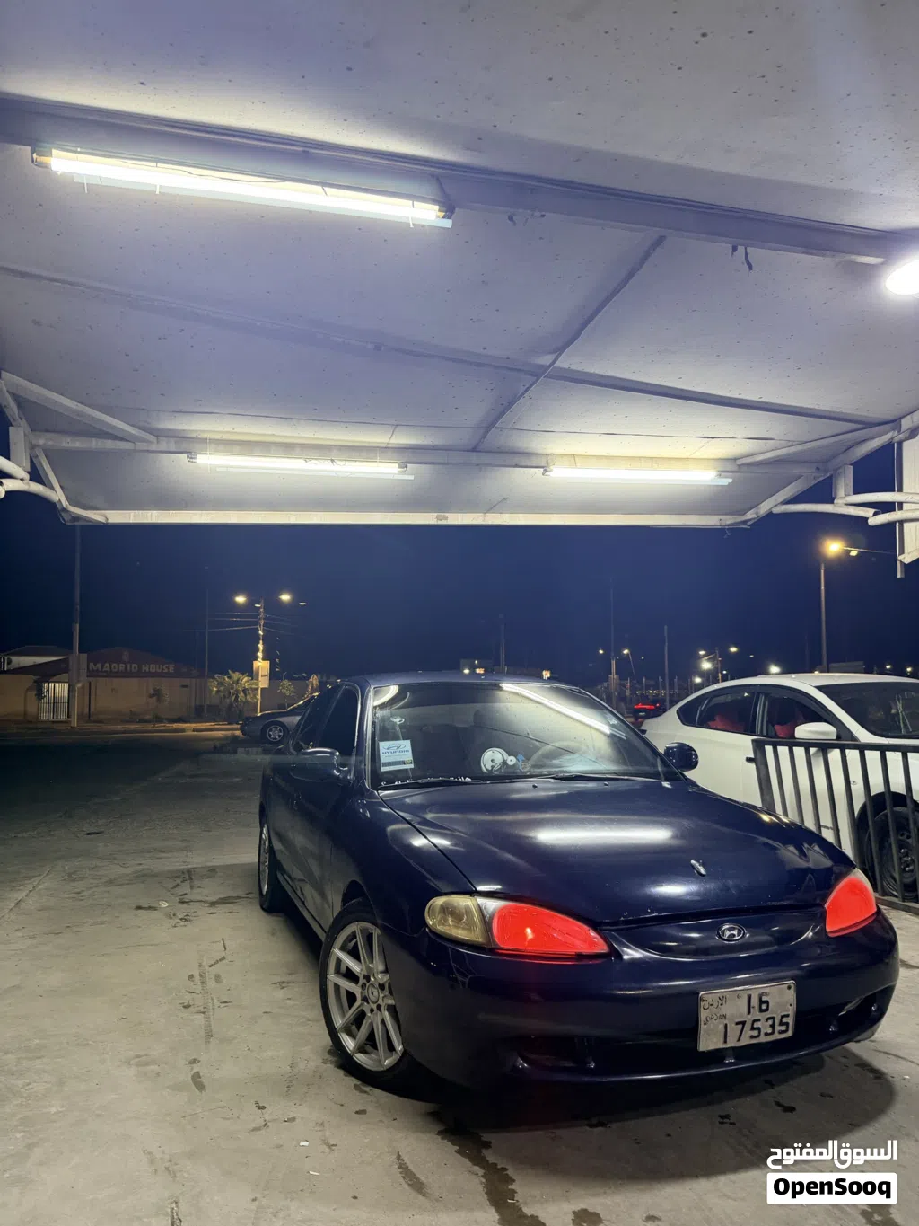 Hyundai Avante Limited