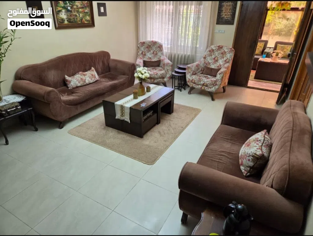 كنب بحالة جيدة 50 دينار