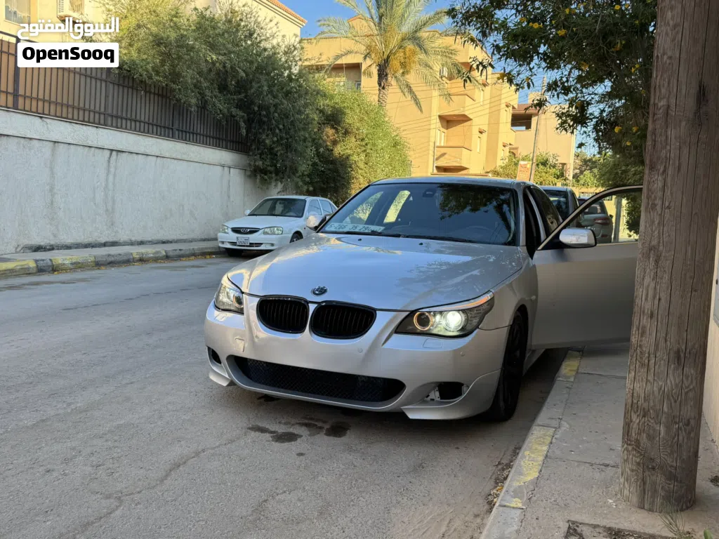 بي ام دبليو الفئة 5 528