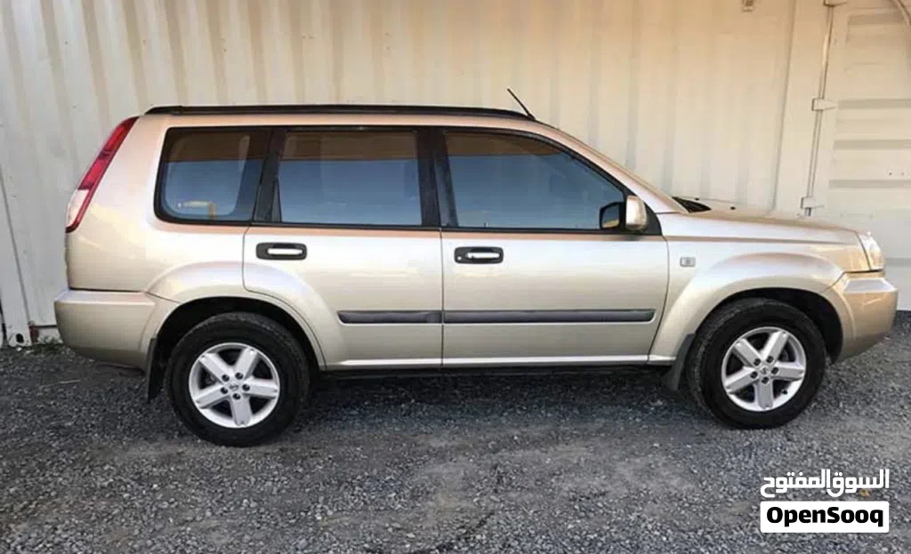 Nissan X-Trail SV1