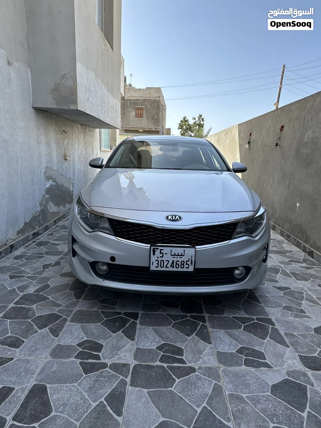 كيا اوبتيما Standard