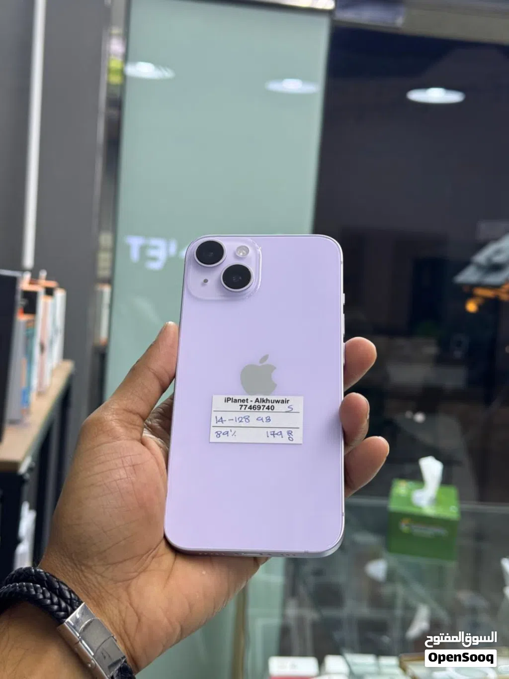 iPhone 14-128 GB Fine and super performance device available