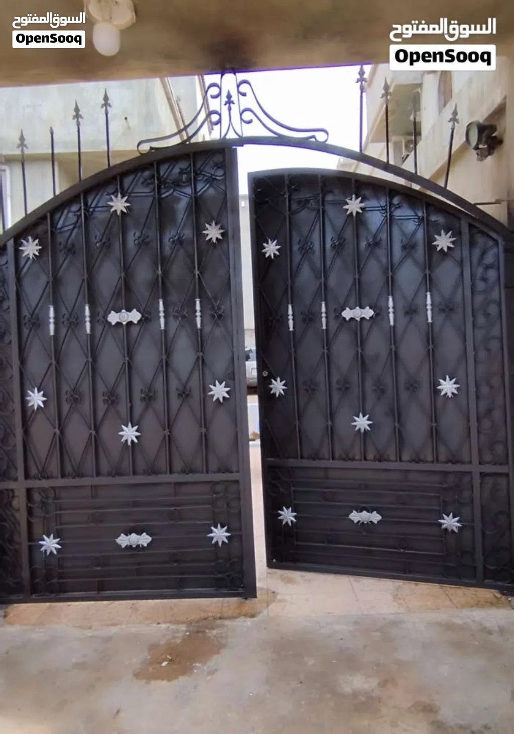 فني حدادة عامة لحام ابواب و نوافد و مضلات وتركيب اي قفل صيانة فورية اتصل نجوك لي عندك طرابلس