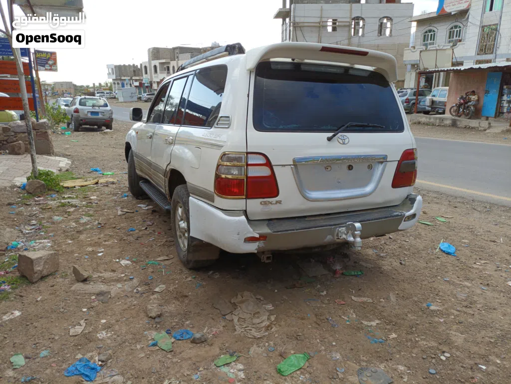 Toyota Land Cruiser GXR