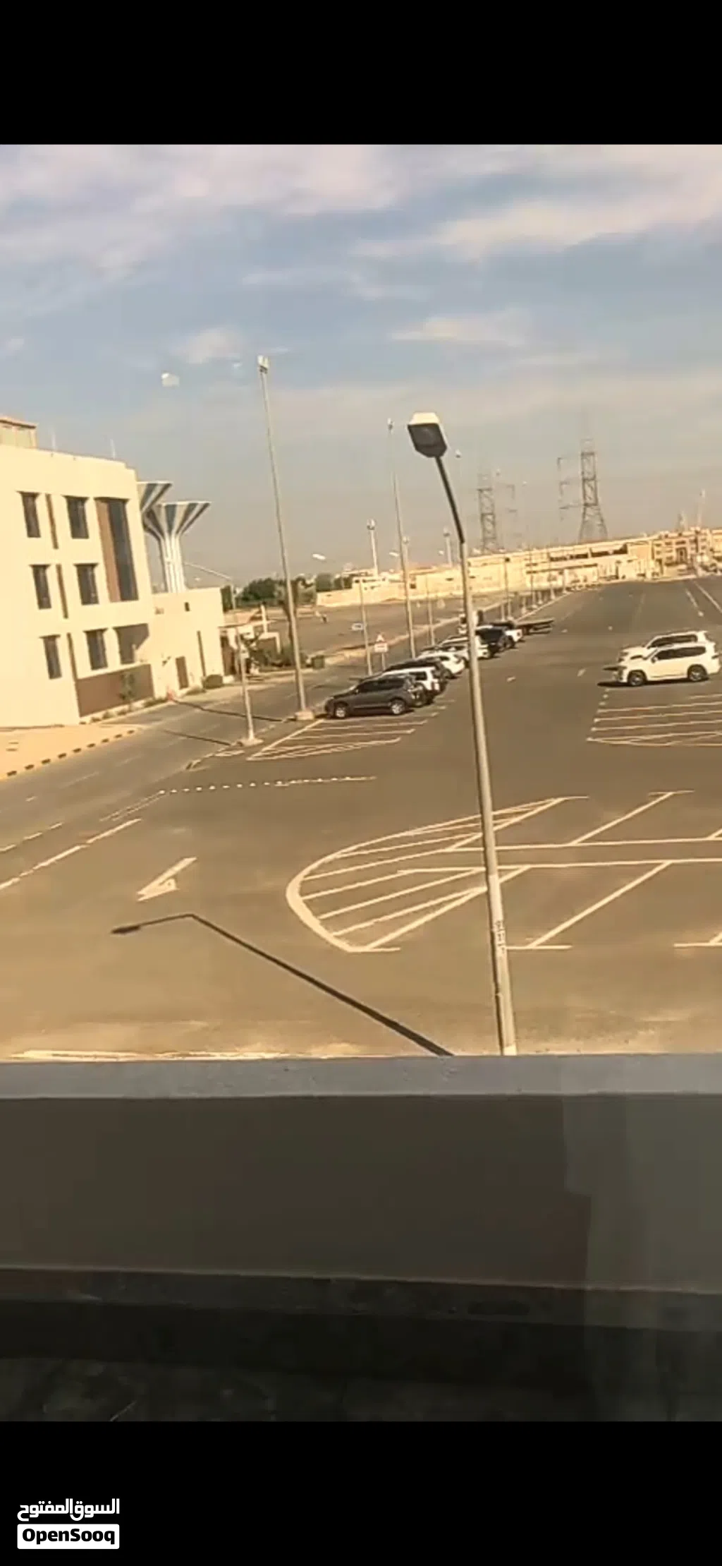 فيلا راقية للإيجار في الصديق قطعة 1