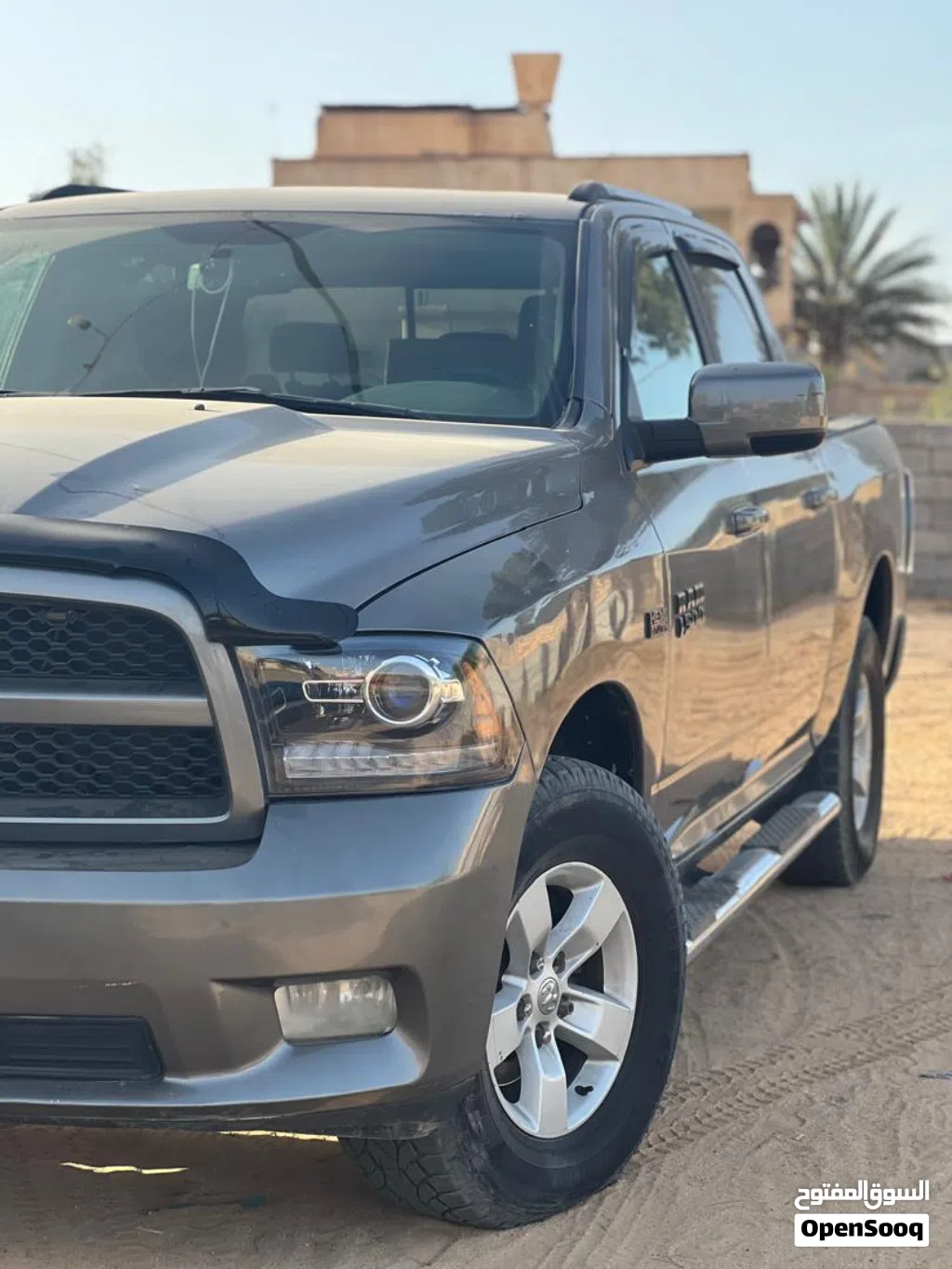 Dodge Ram Laramie