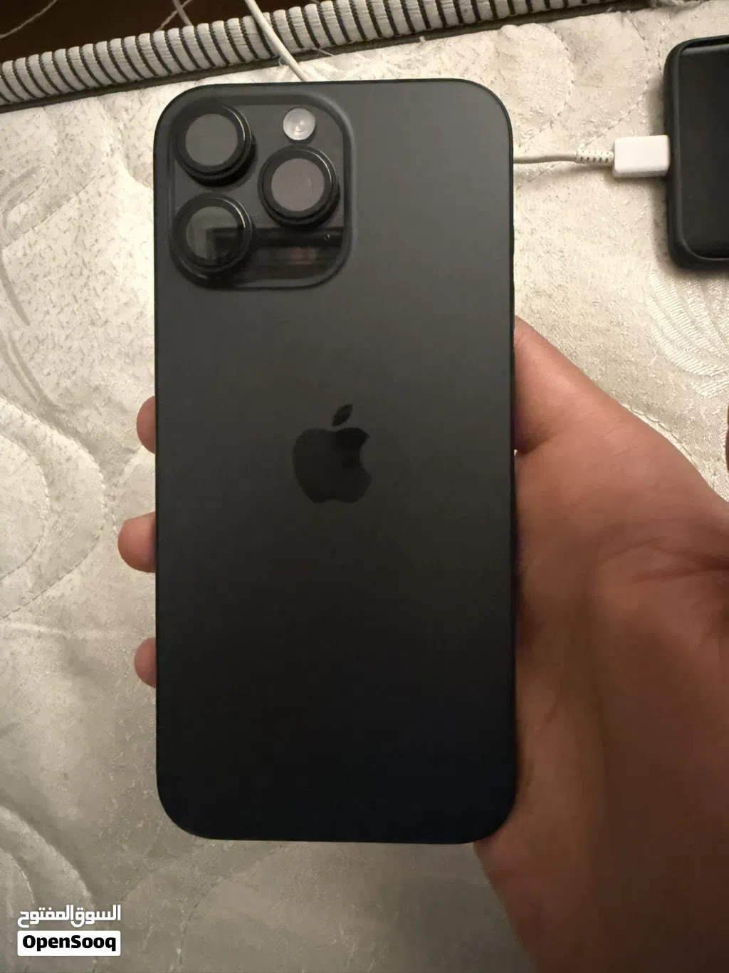 ايفون 16 pro max