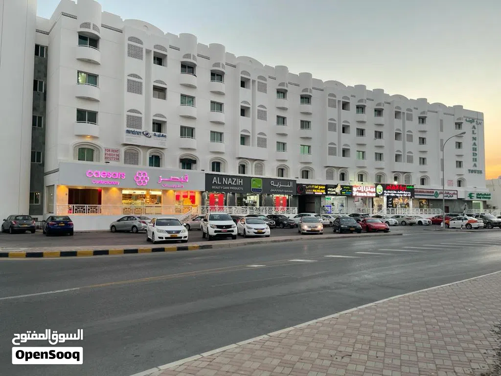 شقة غرفتين و شقة ثلاث غرف .وصالةمطلة علي الشارع الخوير قريب الخدمات Two- three bedroom apartments