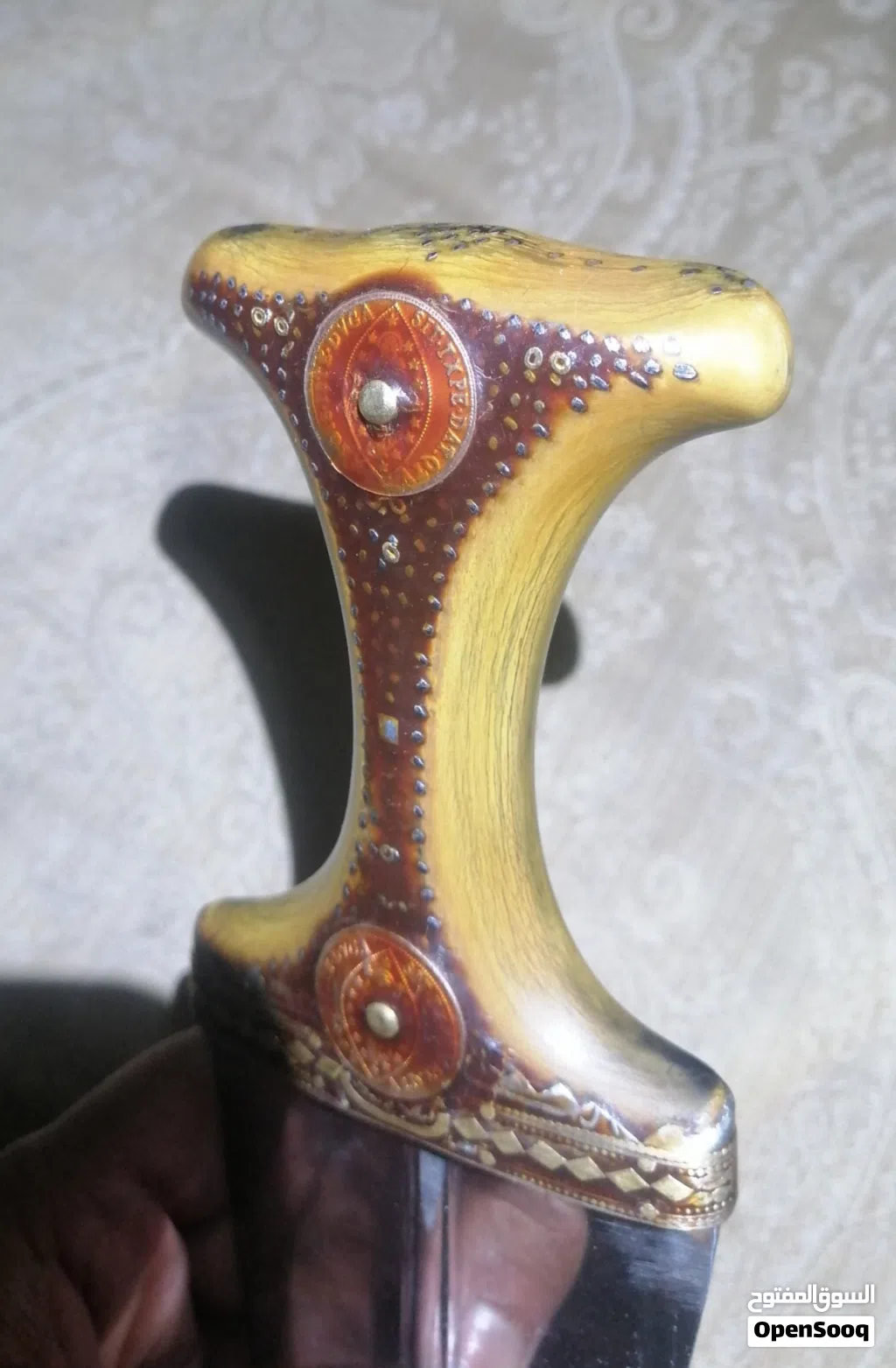 عرطه للبيع وبسعر مخفض جنابي