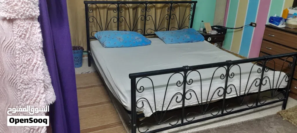 غرف نوم بحالة جيدة