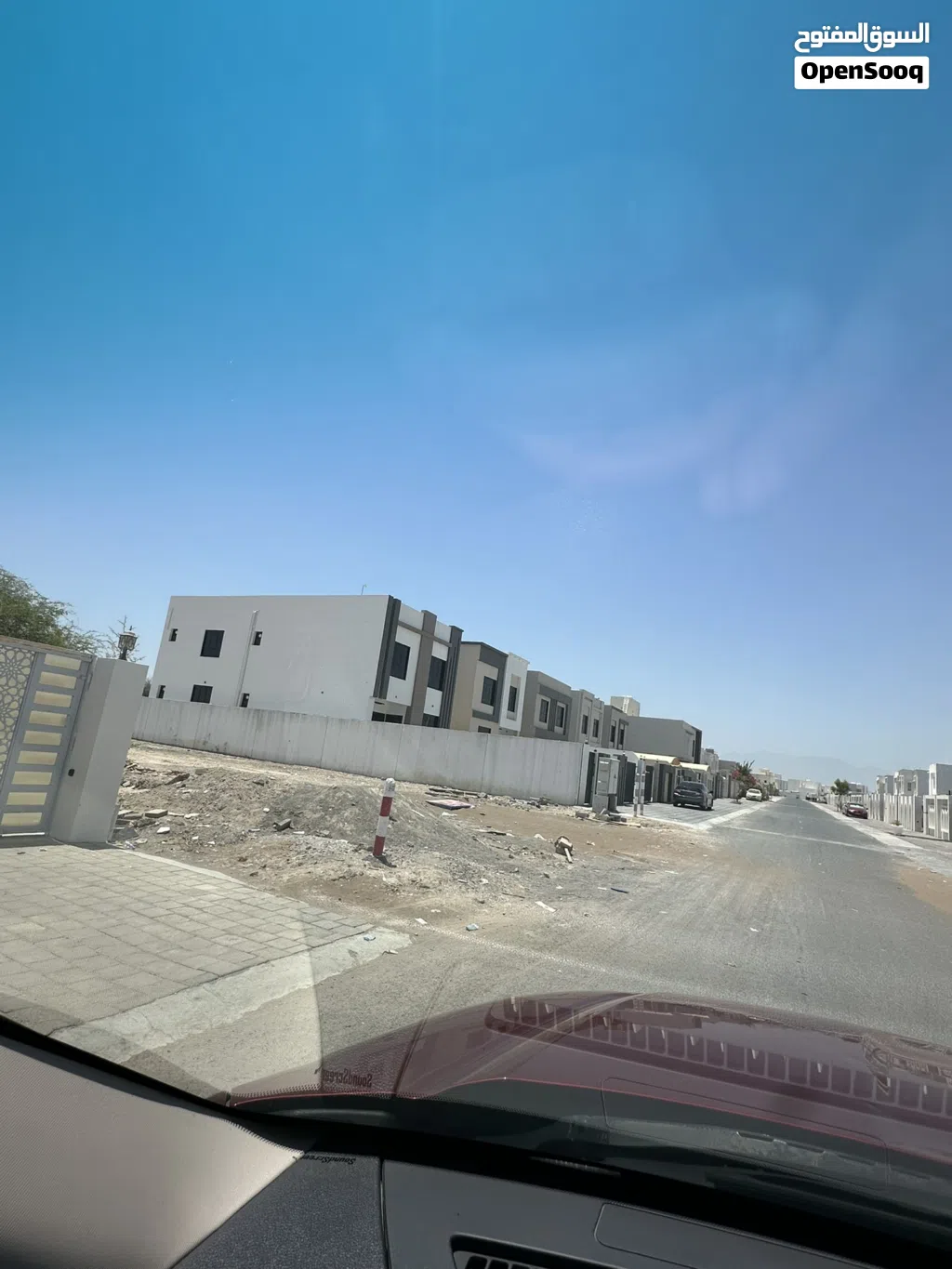 فرصه للبيع ارض بموقع مميز جميع الخدمات متوفر ولاية بركاء مزرع الحرث
