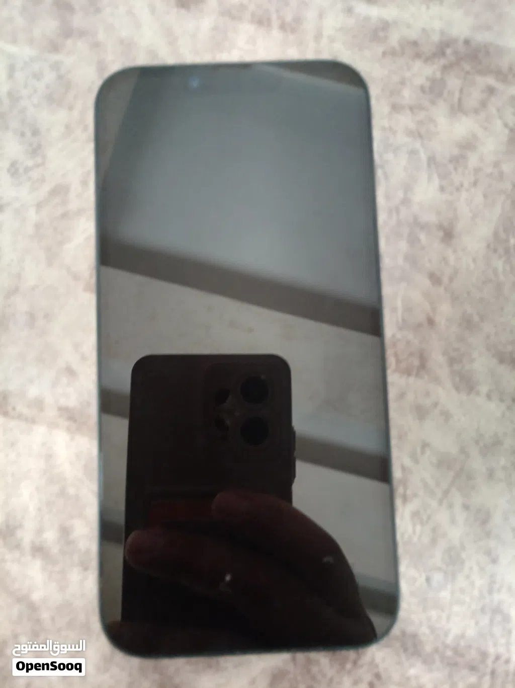 للبيع: iPhone 14 عادي (بحالة ممتازة)