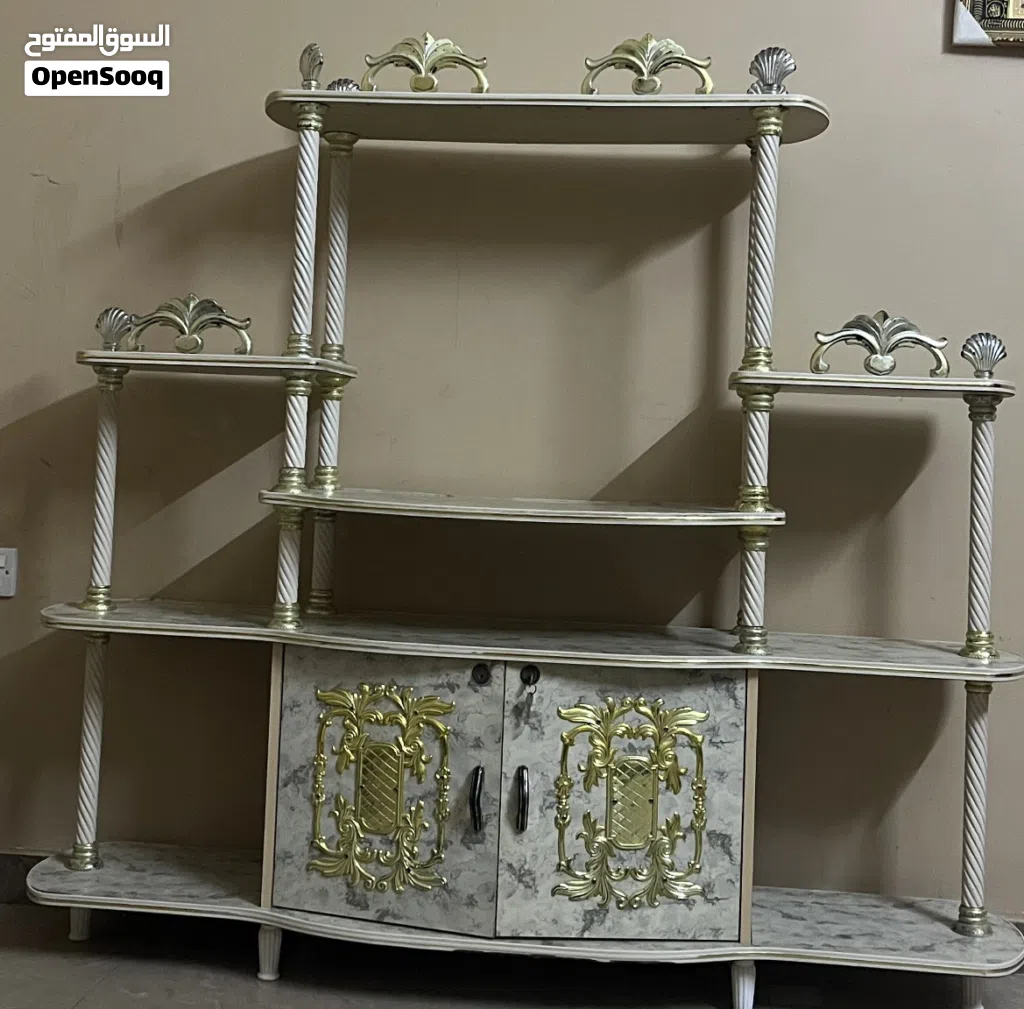مكتبه تلفزيون قديمه