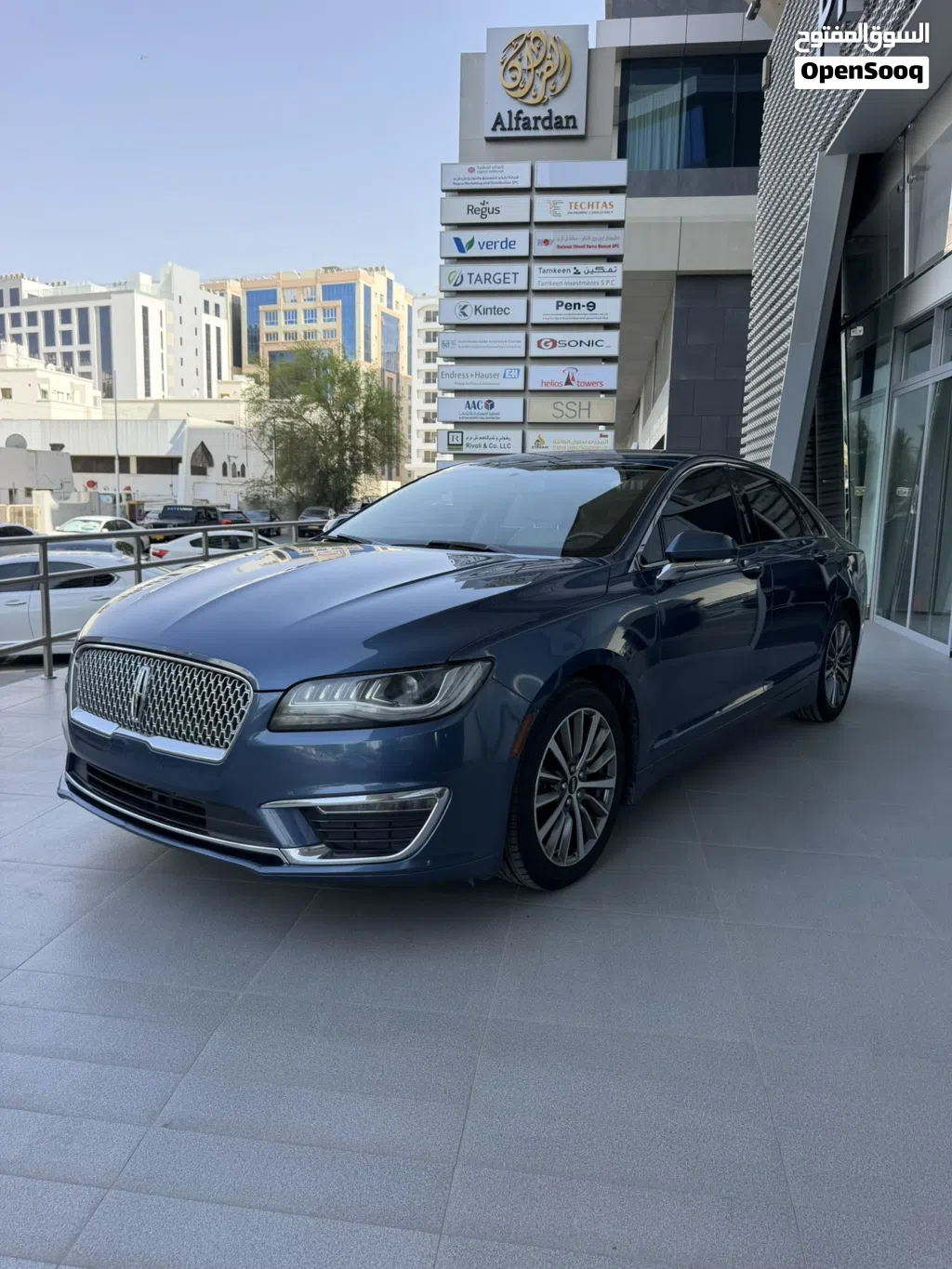 Lincoln MKZ Premiere