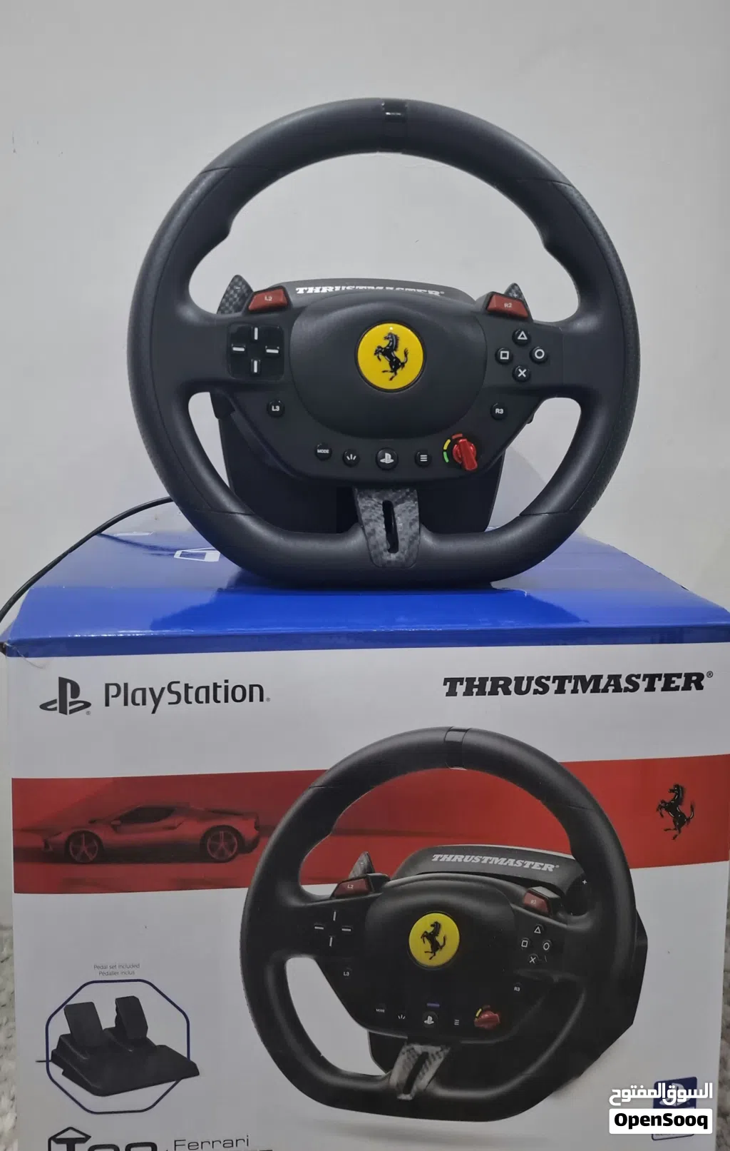 در كسون Thrustmaster T80 نسخة فيراري 296 GB طارة وعجلة قيادة