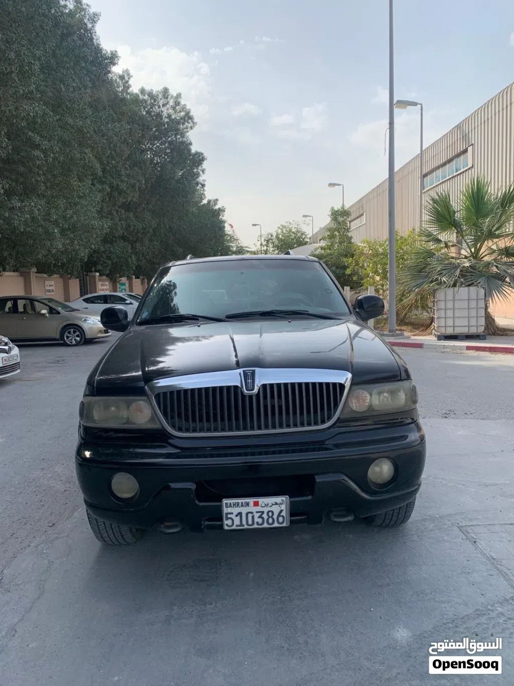 Lincoln Navigator Standard