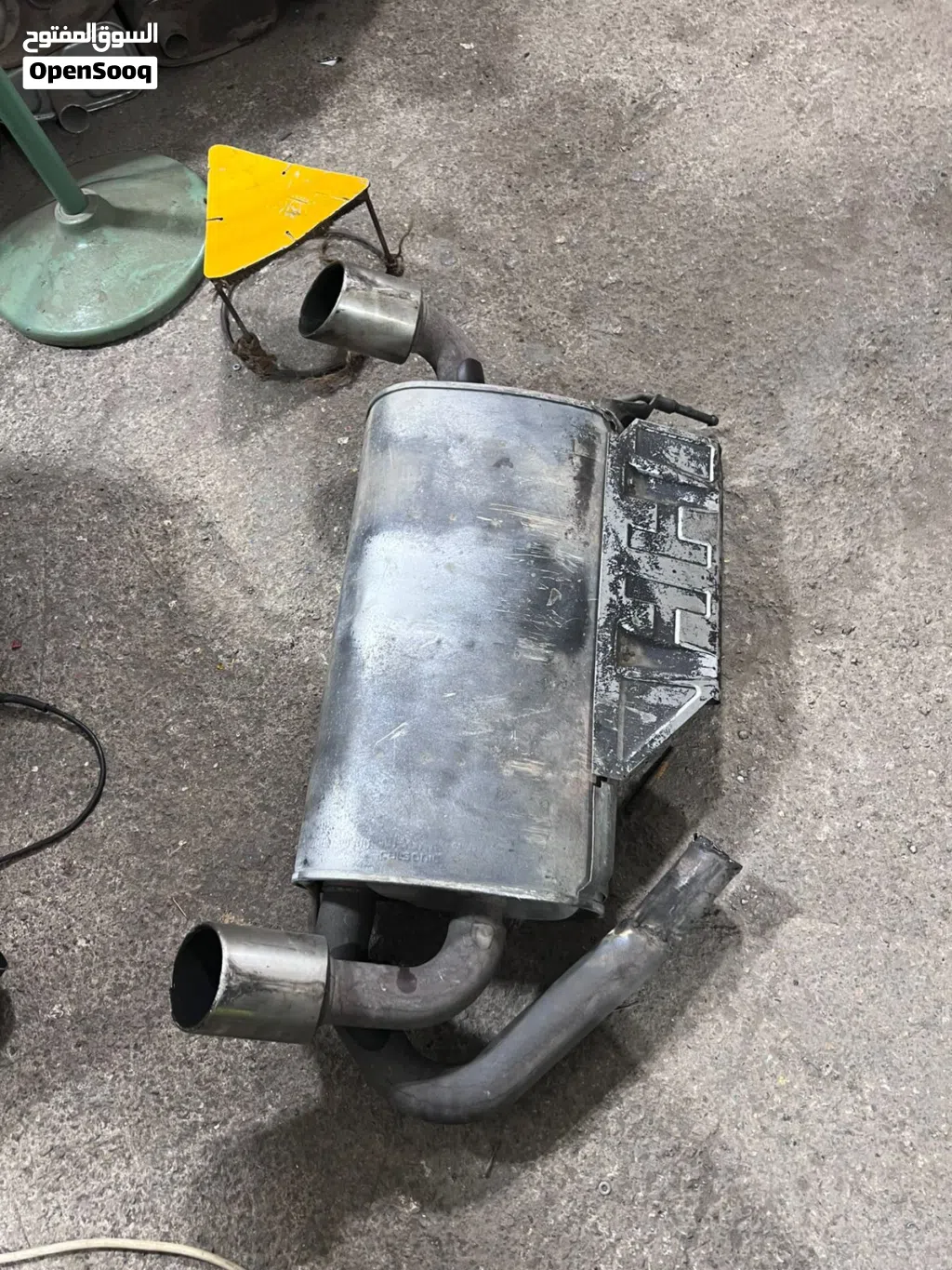 للبيع دبات وكاله نيسان 350z