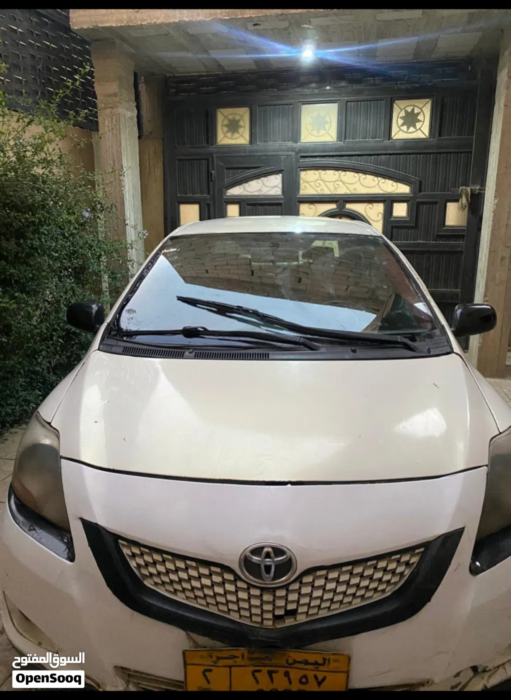 Toyota Yaris E