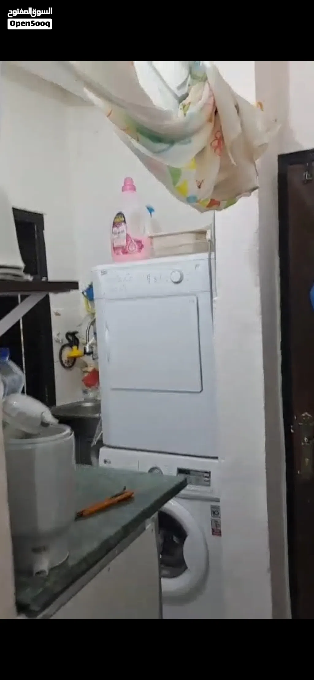 Furnished studio apartment available for sharing with a female, preferably of Filipino nationality,