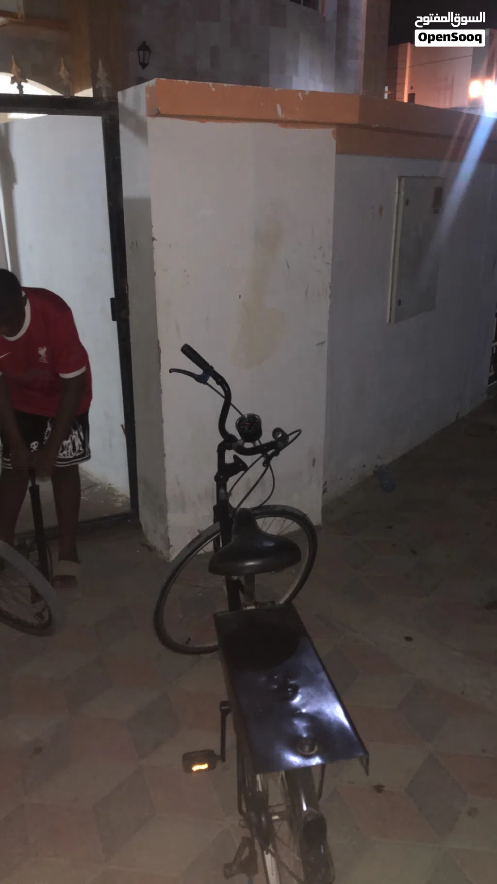 مقاس 27. للبيع بسبب الضروف