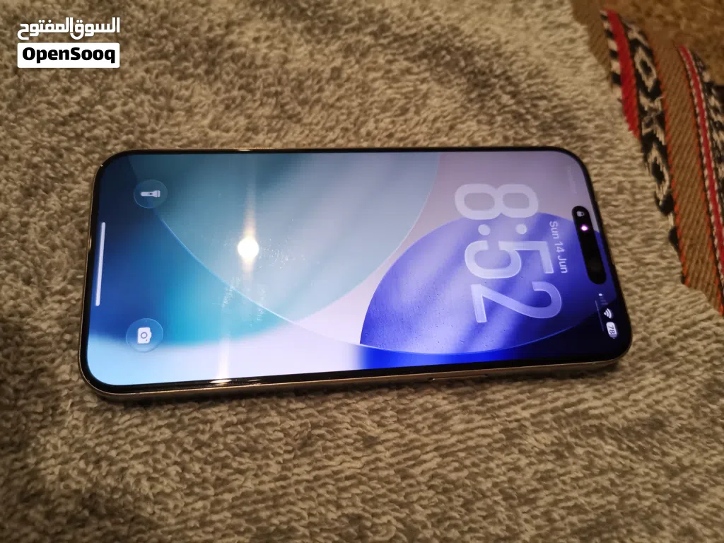 iPhone 15 pro max 256Gb natural titanium
