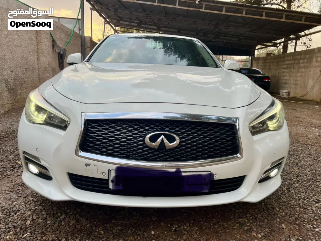 Infiniti Q50 Sport