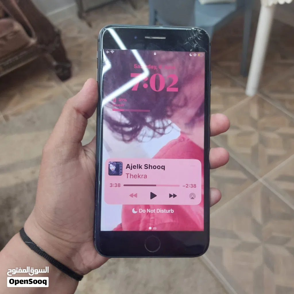 iPhone 8 Plus