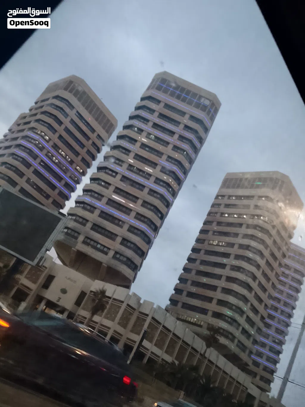 استوديو من دورين نظيف للايجار