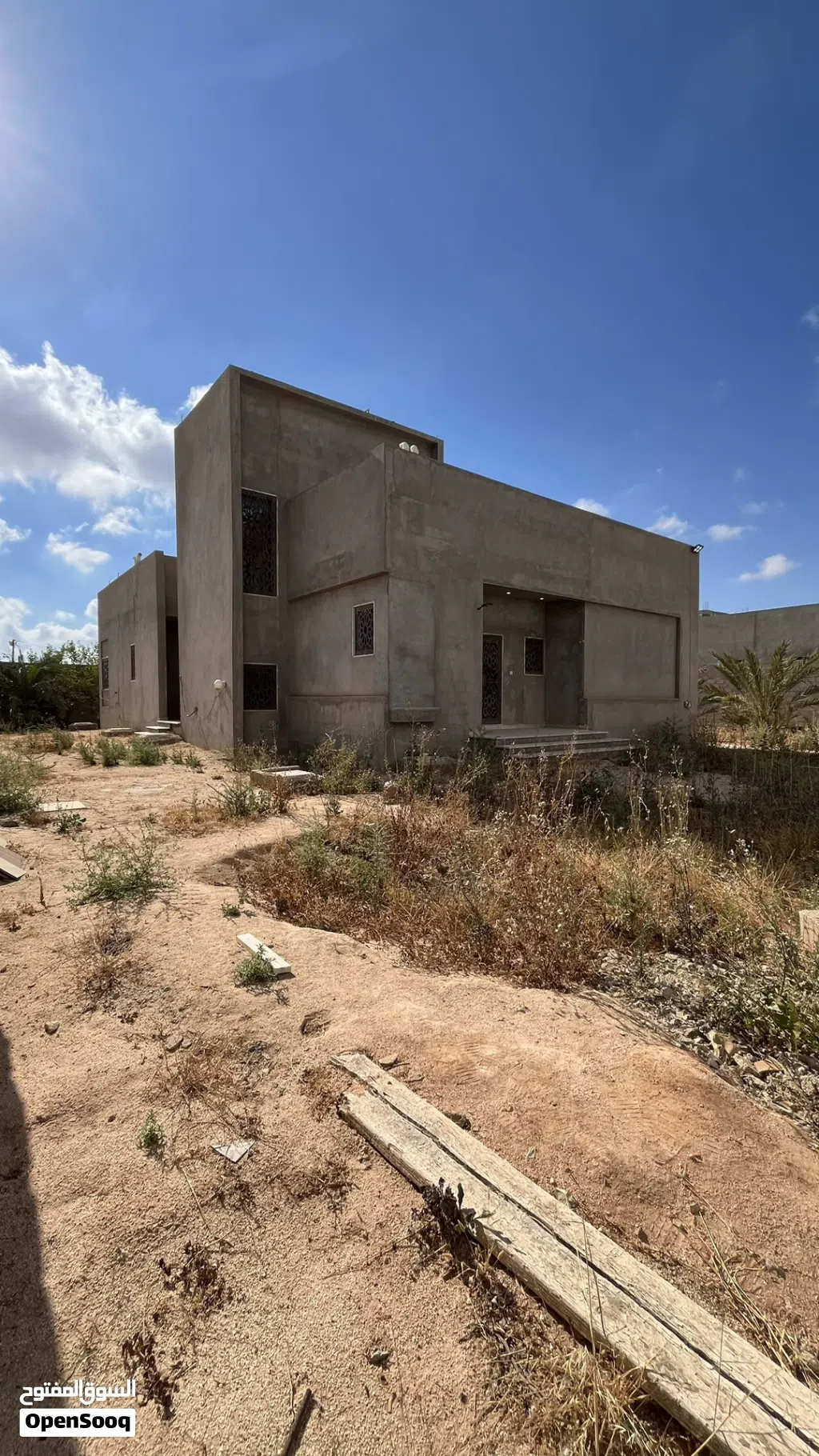 فيلا للبيع القوارشه ارض البعباع