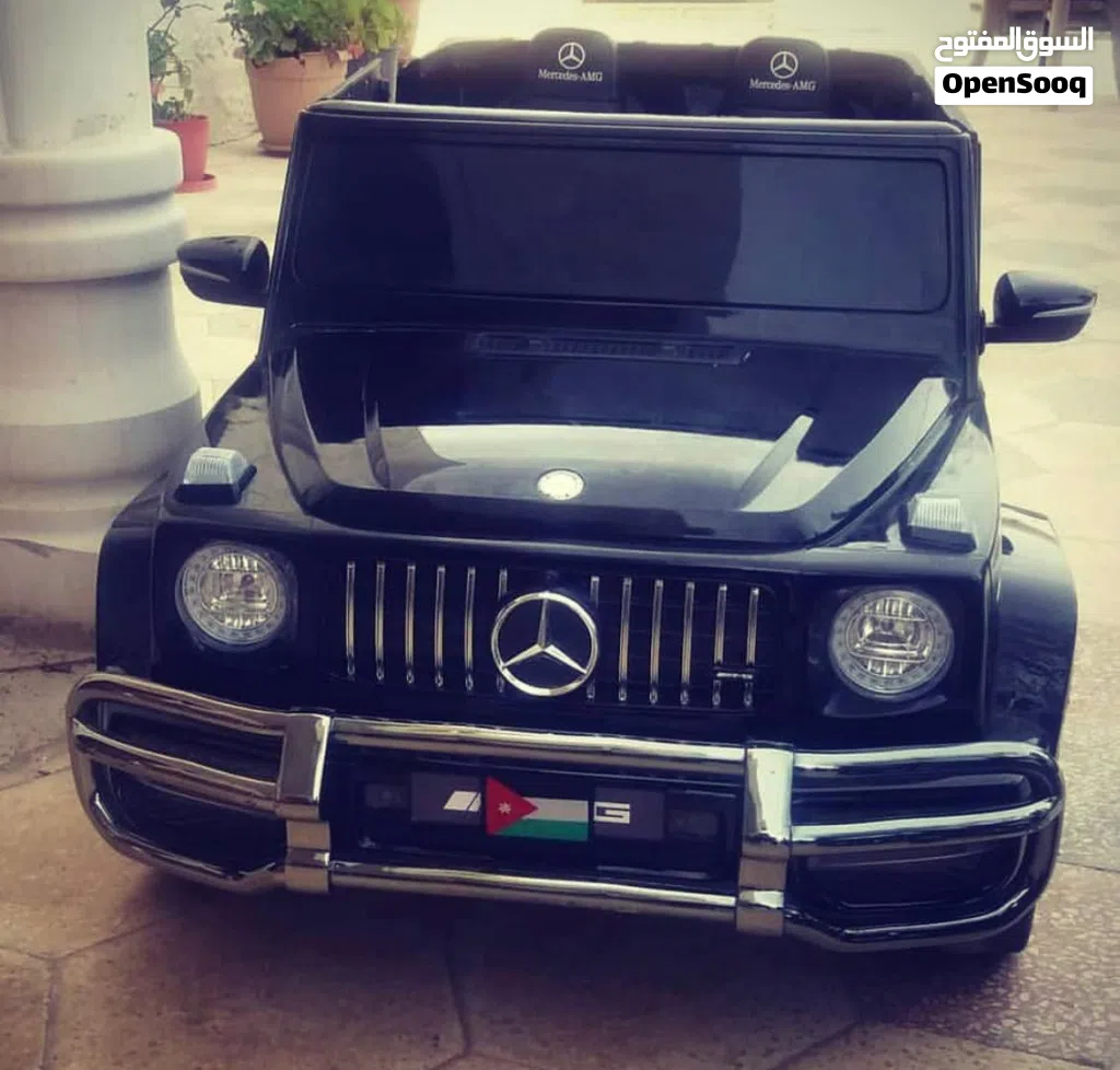 للبيع سيارة كهربائية g-class أصلية و الشكل الجديد لون اسود