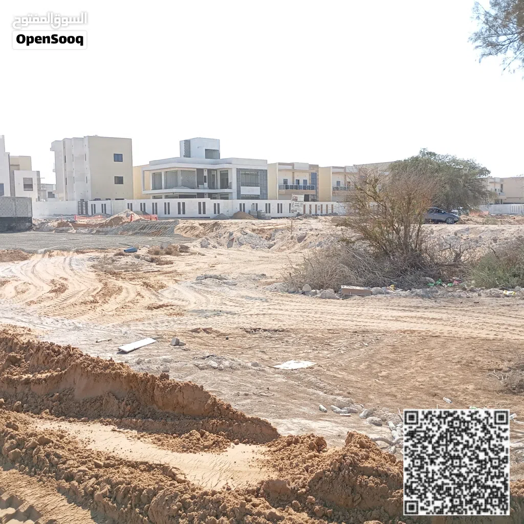 قطعتين ارض سكني بالقرب من الشارع العامTwo residential land plots close to the main road.