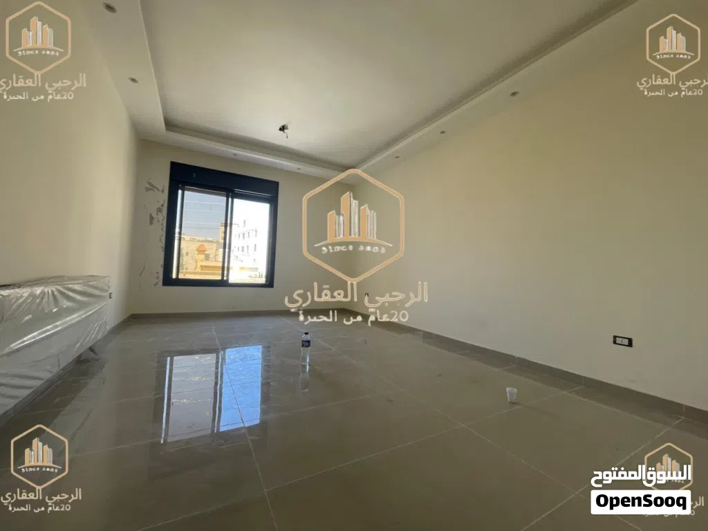 شقة *للايجار * جديد لم يسكن * مميزة * 3 نوم * طريق المطار