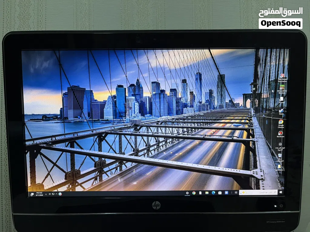 كمبيوتر متكامل HP All-in-One بمعالج i7 وشاشة مدمجة (كامل الملحقات)