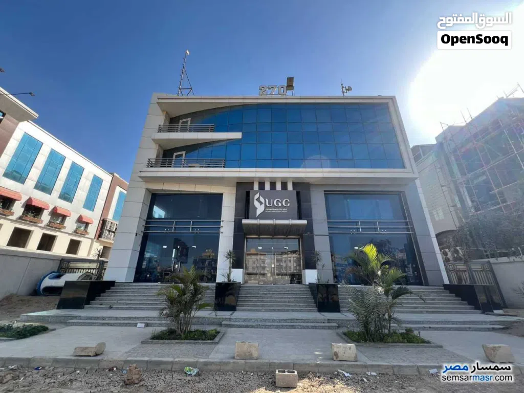 مجموعه فيلات كزيوني للشركات موقع ممتاز اغلب مناطق طرابلس