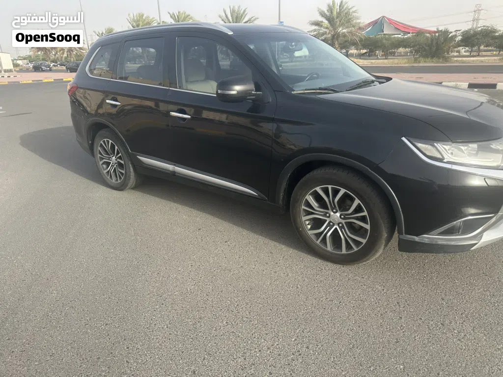 ميتسوبيشي اوتلاندر GLS