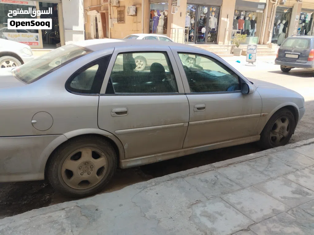 أوبل فيكترا