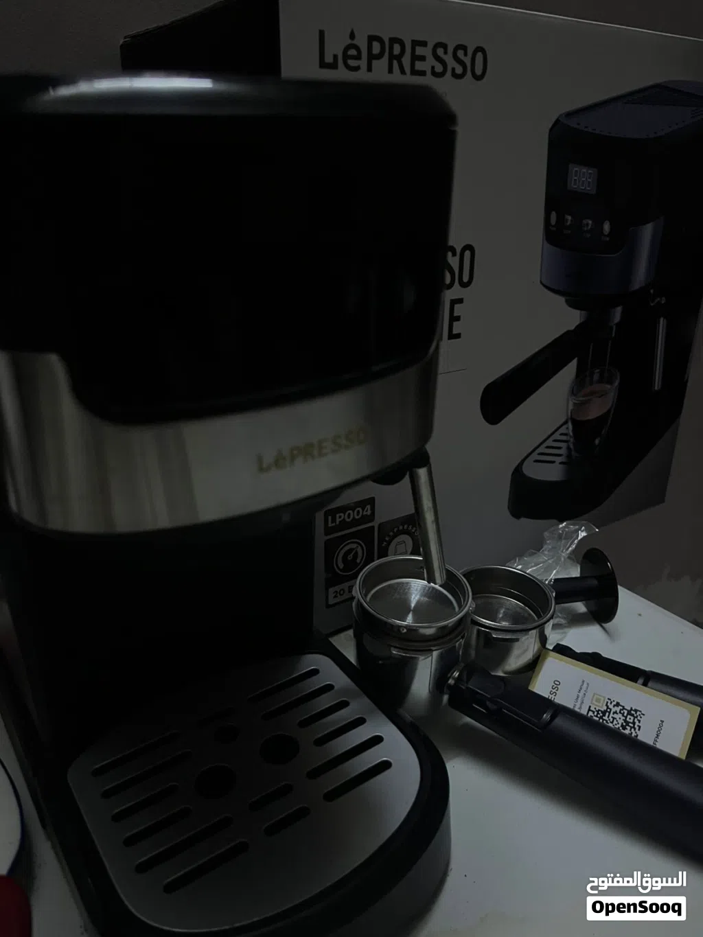 مكينه قهوه le'presso نظيفه مستخدمه مره واحده فقط مطلوب 40 قابل للتفاوض