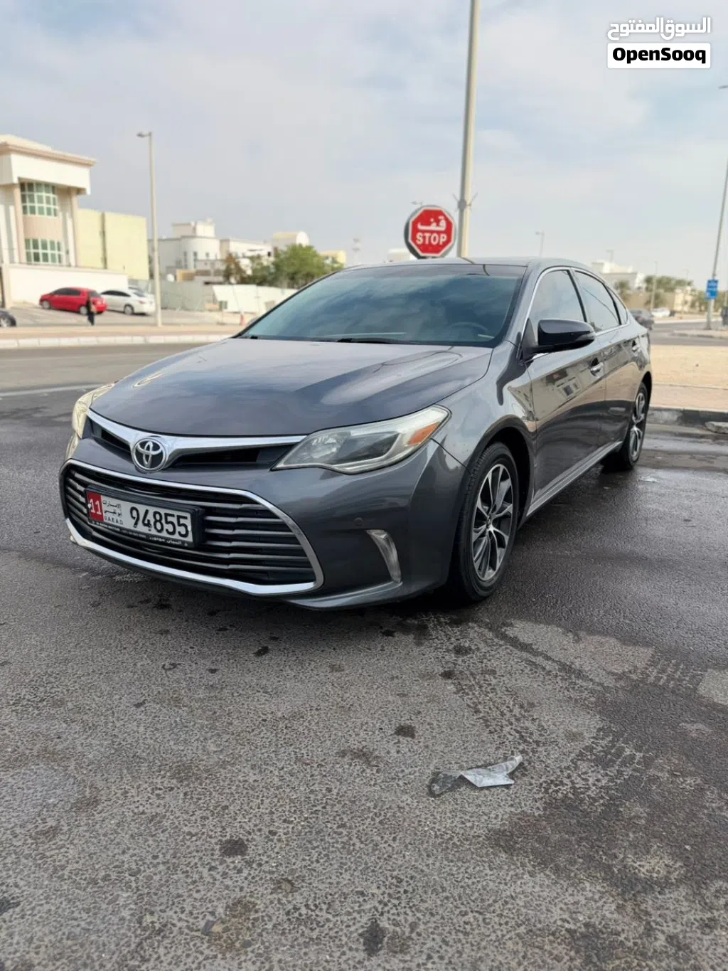 تويوتا افالون SE Plus