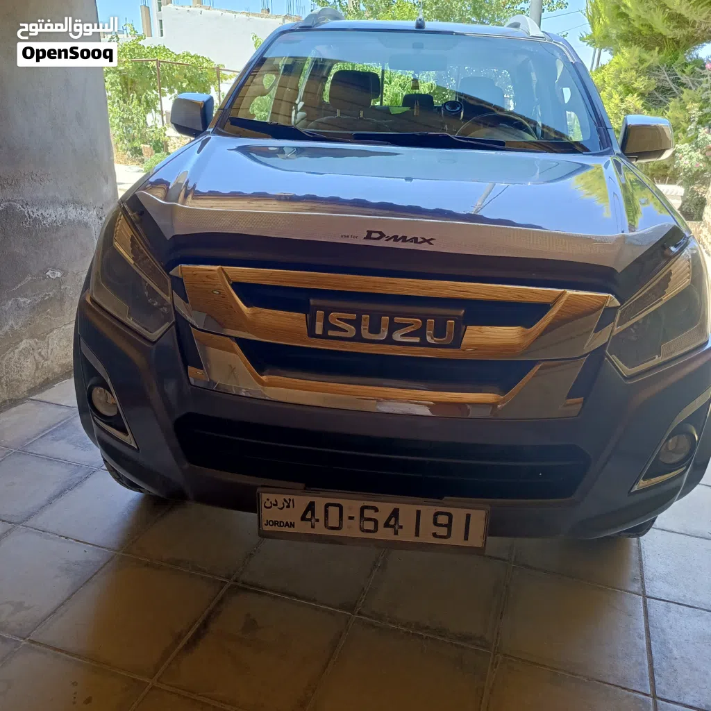 ايسوزو D-ماكس LS