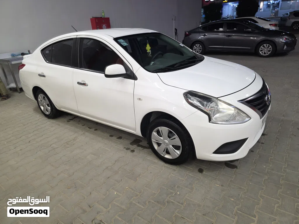 Nissan Sunny S