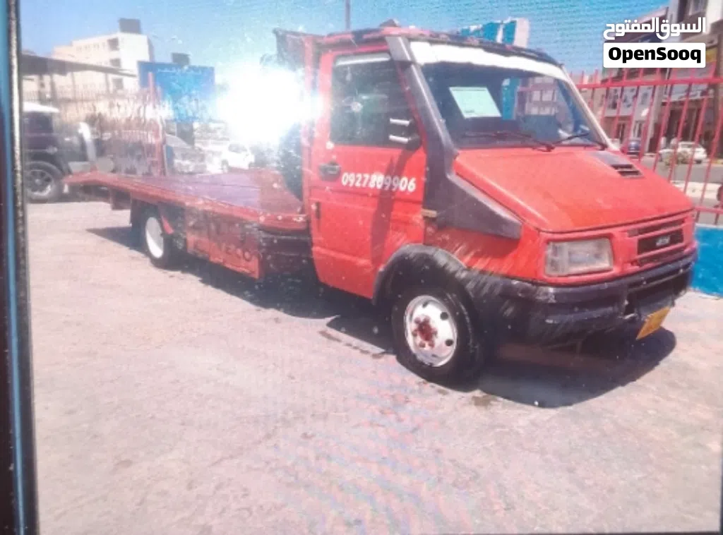 ساحبة رافعة لي نقل السياراة داخل وخارج طرابلس تاجوراء