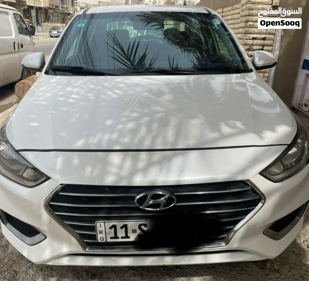 هیۆندای ئاکسێنت Standard