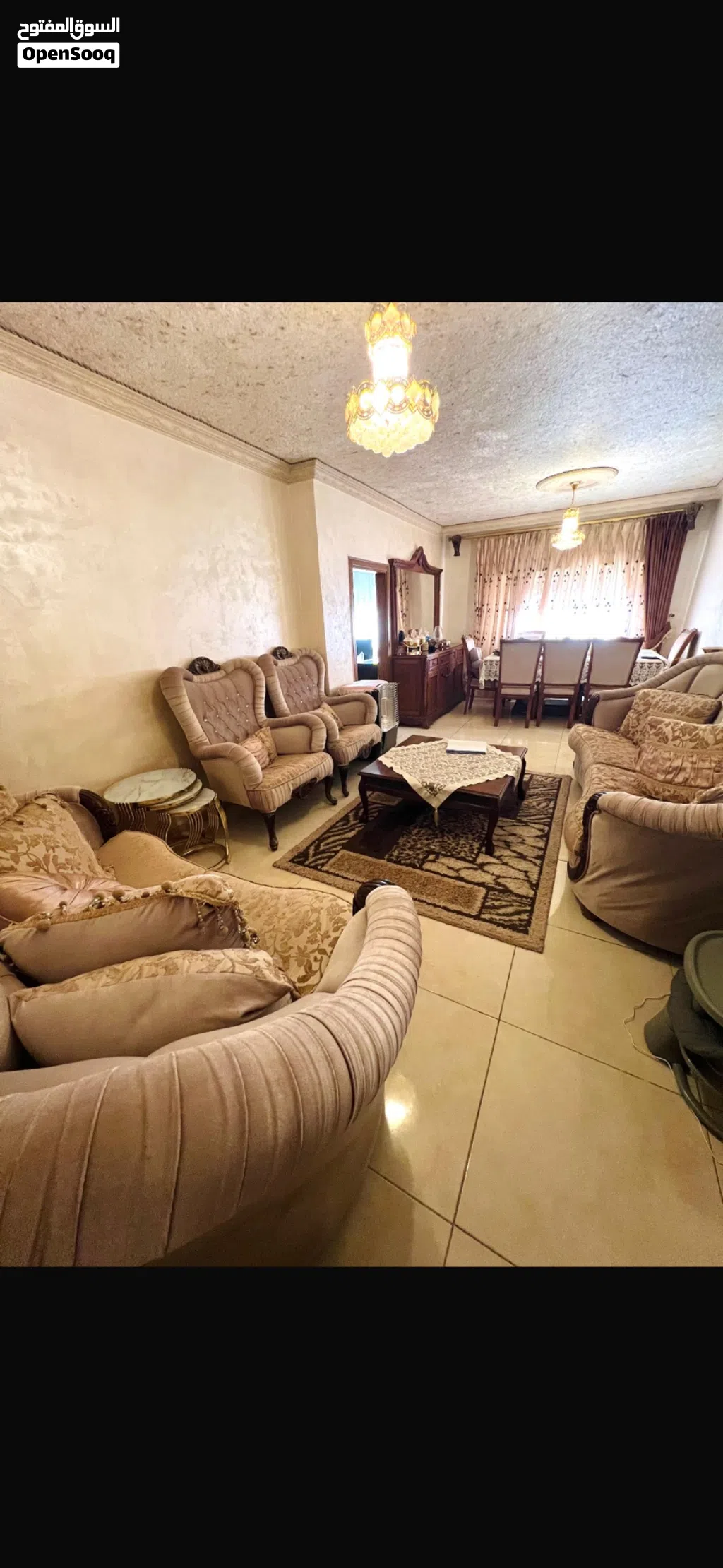 طقم كنب بحالة جيدة جدا للبيع
