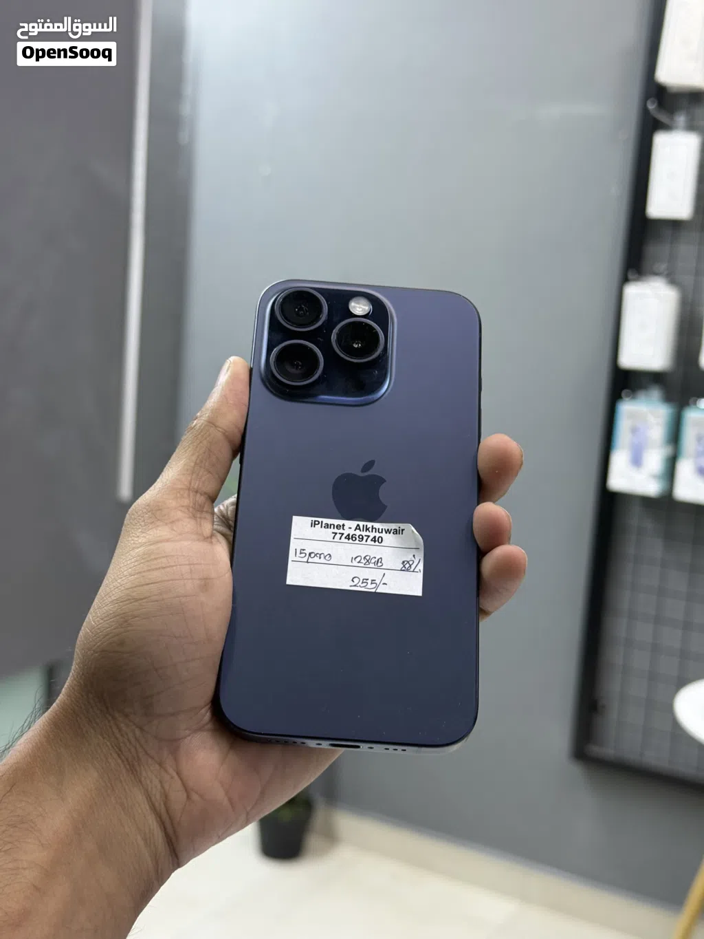 15pro 128GB 88% battery and very clean and good condition and performance is amazing