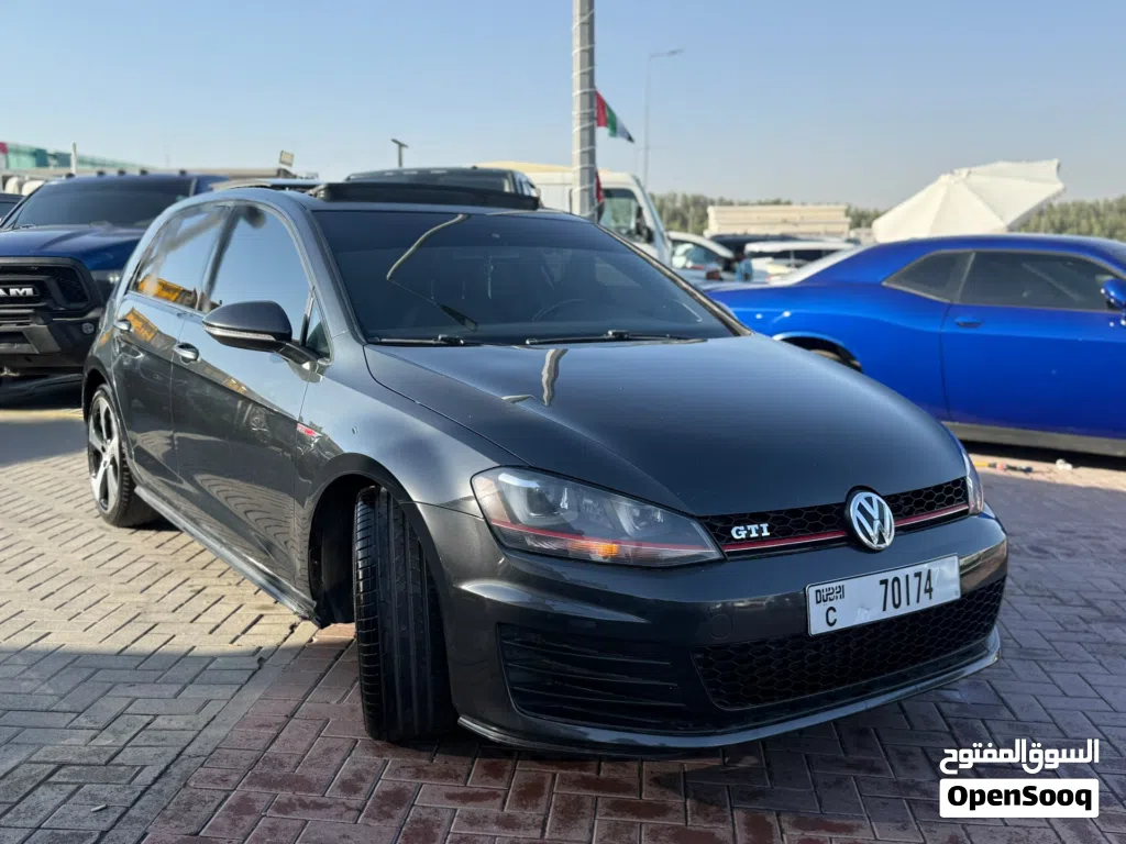Volkswagen Golf GTI Standard