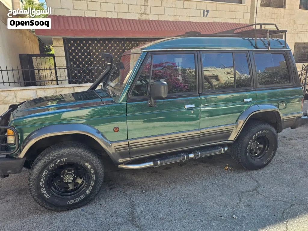 Mitsubishi Pajero iO