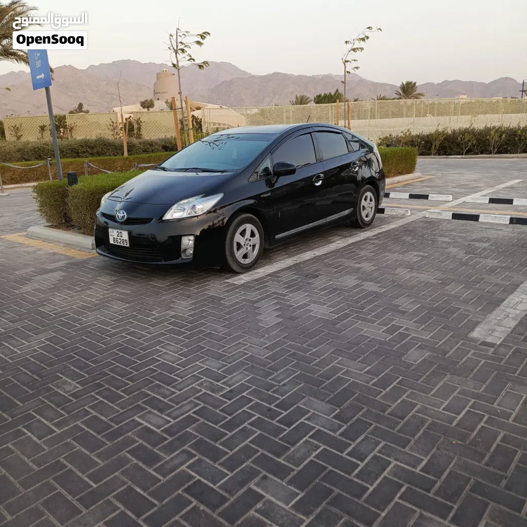 تويوتا بريوس Prius