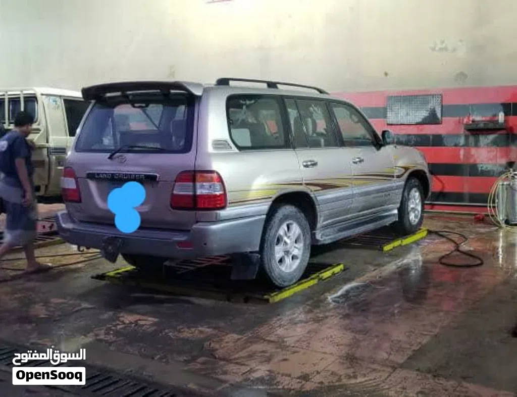 Toyota Land Cruiser VXR