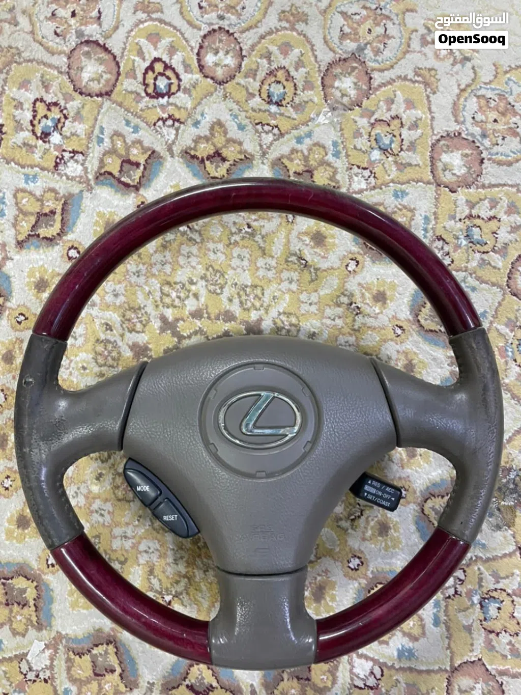 سكان ES للبيع